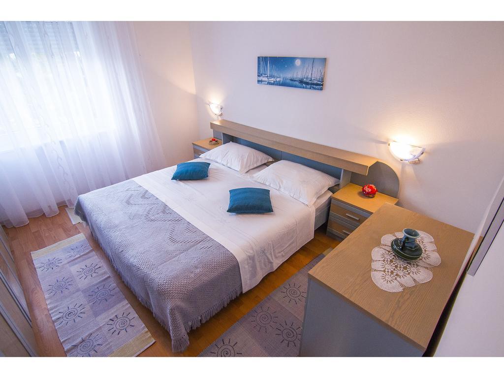 Apartment Miranda Slatine Rum bild